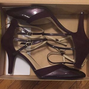 NEW LIZ CLAIBORNE SIZE 11MZIPNUP THE BACK HEEL